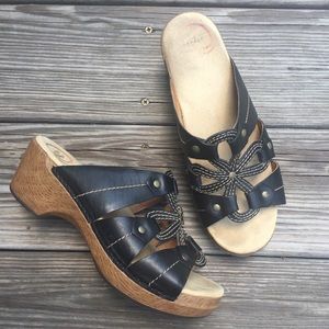 Dansko Black Sandal Size 38